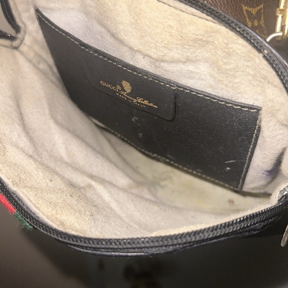 Authentic GUCCI Sherry GG Pattern Shoulder Bag - Picture 5 of 11